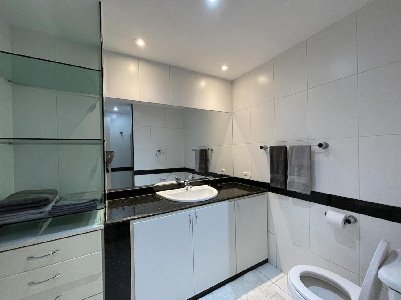 Apartamento Encantador Com Piscina - Besthostrio Río de Janeiro Exterior foto
